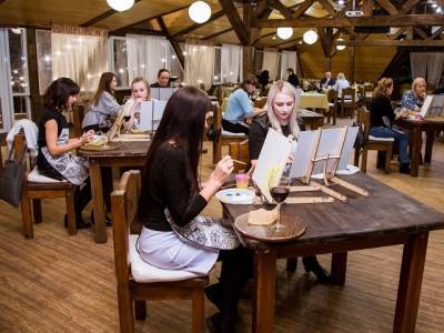 Ресторан BBQ-park приглашает на творческий вечер «Холст и вино» - u24.ru