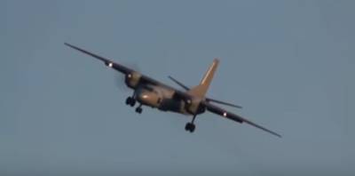 Спасатели начали искать с воздуха и земли пропавший самолет Ан-26 - vm.ru - Россия - Хабаровский край - Хабаровск