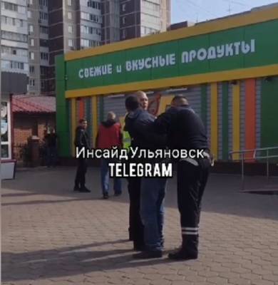 На Рябикова полицейские «скрутили» мужчину. В региональной полиции уточнили причины - ulpravda.ru - Ульяновск - район Засвияжский, Ульяновск