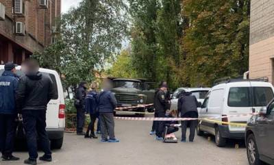 Владимир Зеленский - Сергей Шефир - Огонь из автомата открыли в центре Черкасс, есть погибший: кадры с места - politeka.net - Украина - Киев - Черкассы - Нападение