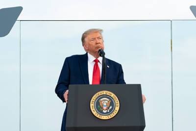 Дональд Трамп - Джо Байден - Трамп заявил об исчезновении США к 2024 году - lenta.ru - США