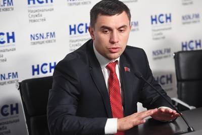Сергей Шахов - Николай Бондаренко - В Верховной Раде предложили дать депутату КПРФ гражданство Украины - lenta.ru - Россия - Украина - Киев - Крым - Саратов
