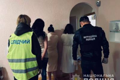 Принудительно работали более 60 женщин: в Киеве и Днипре накрыли подпольные бордели - rupor.info - Киев