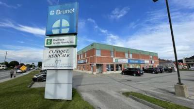 В Канаде мужчина ударил по лицу медсестру, которая без согласия сделала прививку от COVID-19 его жене - unn.com.ua - Украина - Киев - Канада - Canada - провинция Квебек