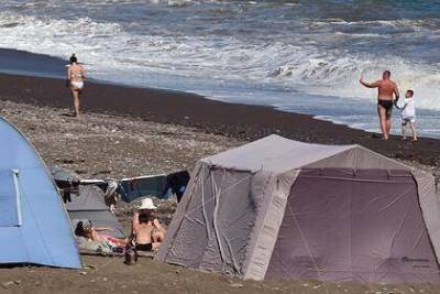 Крымчане описали поведение туристов словами «когда уже наездитесь» - smartmoney.one - Крым