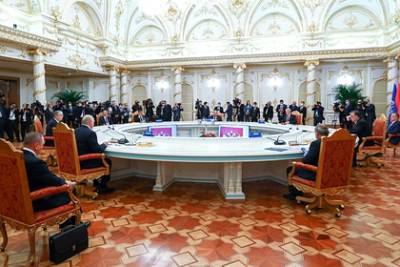 Сергей Шойгу - Владимир Путин - Путин назначил постоянного представителя России при ОДКБ - lenta.ru - Россия - Афганистан