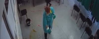 В Казани избиратель вылил кофе на наблюдателя и залил таблицу подсчета проголосовавших - runews24.ru - Казань