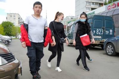 Алексей Оверчук - В 2022 году в России должно заработать мобильное приложение для мигрантов - mk.ru - Россия