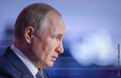 Владимир Путин - В окружении Путина коронавирусом заболели несколько десятков человек - interfax.ru - Москва - Россия - Душанбе