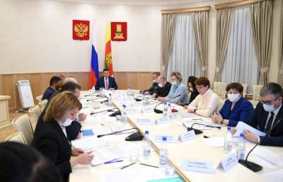 Владимир Путин - Игорь Руденя - В Тверской области бесплатно питаются в школах более 18 тысяч детей из семей с невысокими доходами - afanasy.biz - Россия - Тверская обл.