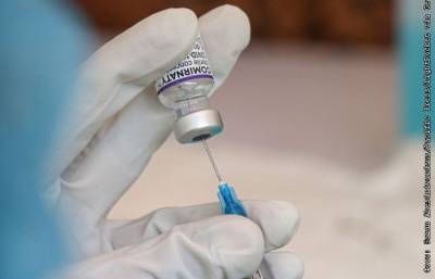 Регулятор США одобрил третью прививку Pfizer людям из категории риска - interfax.ru - Москва - США