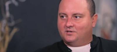 Юрий Ткач из «Квартал 95» пригрозил битой на камеру и объяснил, с чем борется - w-n.com.ua
