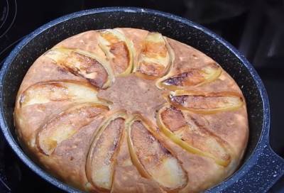 Вкуснейший десерт на скорую руку: секретный рецепт яблочной шарлотки на сковородке — оценит вся семья - ukrainianwall.com - Украина