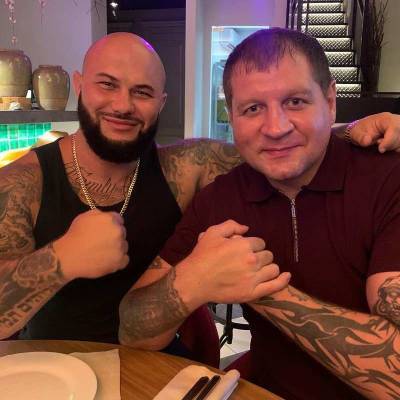 Александр Емельяненко - Александр Емельяненко о бое с Джиганом: «Я с таким животом на ринг не вызываю» - actualnews.org