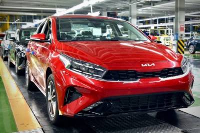 Kia Cerato - Выпуск легковых автомобилей в августе снизился на 2,4% - autostat.ru - Калуга