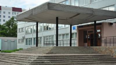 Олег Мельниченко - Пензенцев возмутило, что полиция охраняет школы лишь в дни выборов - penzainform.ru - Пермь