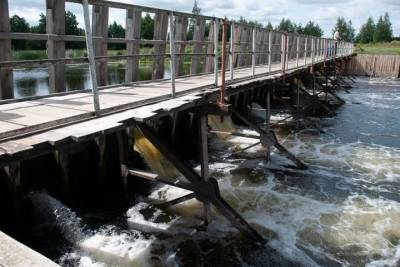 В Тамбове понижают уровень воды в Цне - tambov.mk.ru - Россия - Тамбов - Тамбовская обл.