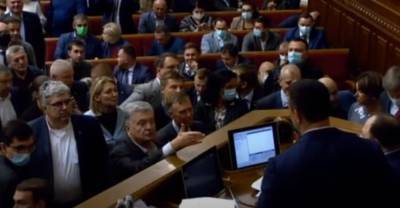 Нашумевший закон об олигархах: кто в Раде "продинамил" голосование и что изменится для украинских богачей - politeka.net - Украина