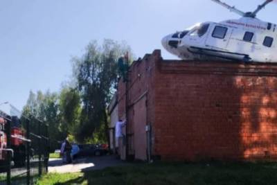 В Ижевске вертолет санавиации жёстко приземлился на крышу гаража на территории больницы - versia.ru - Россия - Ижевск