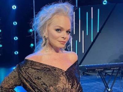 Лариса Долина - Унизили звезду: Долина попала в скандал на премии из-за украшений за 4 млн рублей - bloknot.ru - Россия