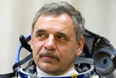 Михаил Корниенко - Российский космонавт объяснил необходимость полетов на Луну - lenta.ru - Россия