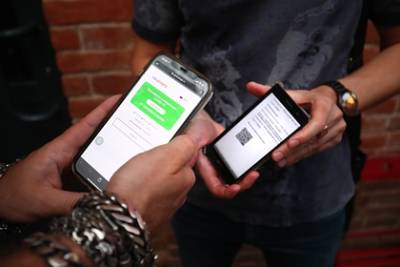 Дмитрий Махонин - В российском регионе решили ввести QR-коды - lenta.ru - Пермский край