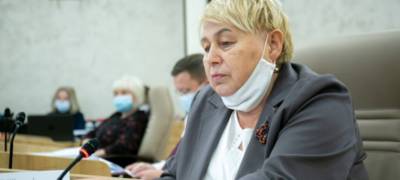 В России 73-летняя депутат возглавила комиссию по молодежи - stolicaonego.ru - Россия - Екатеринбург