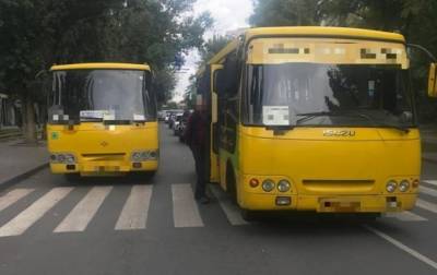 В Одессе маршрутка сбила подростка на зебре - korrespondent.net - Украина - Одесса