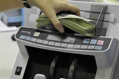 Александр Бахтин - Инвестстратег Бахтин: продавать доллары выгодно, когда компании продают валюту для налоговых выплат - smartmoney.one - Москва