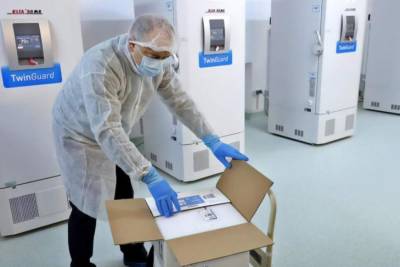 Украина получила ультраморозильники для вакцин от коронавируса - rupor.info - Украина - Дания