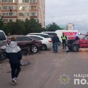 В Одесской области подросток за рулем протаранил шесть авто. Фото - reporter-ua.com - Одесская обл. - Черноморск