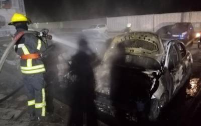 Пять авто сгорели на парковке ЖК под Киевом - korrespondent.net - Украина - Киев - Киевская обл.