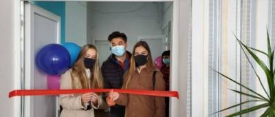 В прифронтовом Счастье при поддержке ООН открыли компьютерный класс для детей - w-n.com.ua - США - Швейцария
