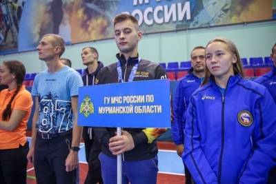Сотрудник МЧС по Мурманской области стал победителем чемпионата по плаванию среди пожарных - murmansk.mk.ru - Россия - Санкт-Петербург - Мурманская обл. - окр.Сзфо - Саранск