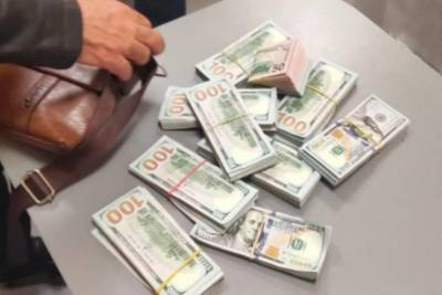 В одесском аэропорту задержали иностранца с кучей денег - rupor.info - Украина - Киев - Одесса