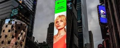 Полина Гагарина - Елизавета Гырдымова - На Таймс-сквер в Нью-Йорке появился билборд с Полиной Гагариной - runews24.ru - Россия - Нью-Йорк - Нью-Йорк