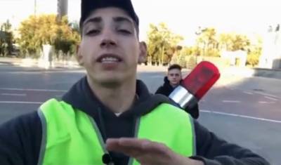 Тюменские блогеры бегали с мигалками в центре города, пока их не задержали - nashgorod.ru - Тюмень
