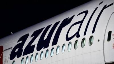 Файер-шоу от орлов на Кубе: птицы врезались в российский Boeing при взлете - 5-tv.ru - Москва - Россия - Куба