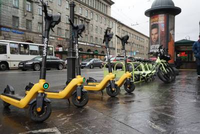 Комитет по транспорту продолжает бороться с хаотичной парковкой самокатов - abnews.ru - Санкт-Петербург - р-н Приморский