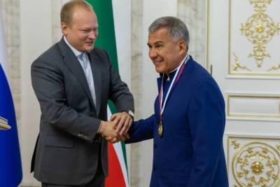 Рустам Минниханов - Президент ФХТР Антон Мороз встретился с президентом Татарстана после победы «Динамо-Ак Барса» - spb.mk.ru - Россия - Санкт-Петербург - респ. Татарстан