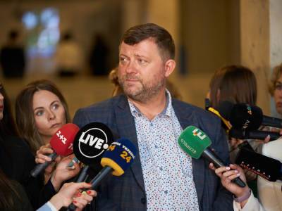 Владимир Зеленский - Александр Корниенко - Савик Шустер - Юлия Палийчук - "Большая фракция". Корниенко рассказал, зачем "Слуга народа" едет в Трускавец - gordonua.com - Украина - Львовская обл.