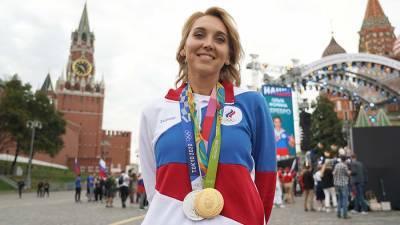 Елена Веснина - Воры вернули теннисистке Весниной медали вместе с коробкой конфет и запиской - iz.ru - Израиль - Московская обл.