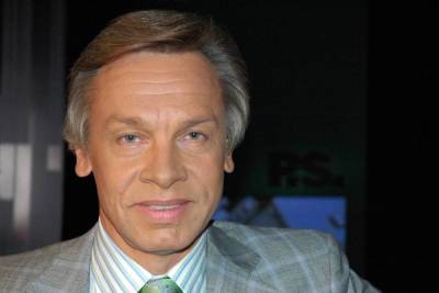 Владимир Зеленский - Алексей Пушков - Пушков высмеял мечущегося по мировым площадкам Зеленского - mk.ru - Россия - Украина - Киев