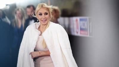 Лера Кудрявцева - Лера Кудрявцева пожаловалась на возвращение «жестких» головных болей - 5-tv.ru