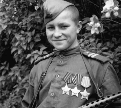 Вася Курка: как самый молодой советский снайпер уничтожил 179 врагов - russian7.ru - Украина