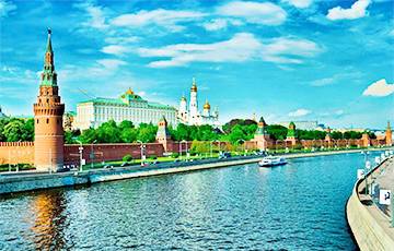 Арсений Сивицкий - Политолог: Кремль сигнализирует Западу, что готов оказать услуги по разрешению проблемы Лукашенко - charter97.org - Москва - Белоруссия