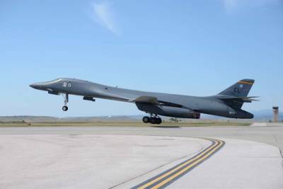 ВВС США вывели из боевого состава 17 бомбардировщиков B-1B Lancer - sharij.net - США - шт. Аризона