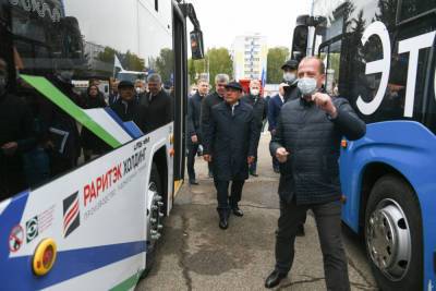 Рустам Минниханов - В Татарстане работает свыше 3 тысяч машиностроительных предприятий - kazan.mk.ru - респ. Татарстан - Набережные Челны