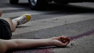 Пострадавшая в ДТП на Невском проспекте о наезде лихача: «Даже обувь отбросило» - 5-tv.ru - Санкт-Петербург