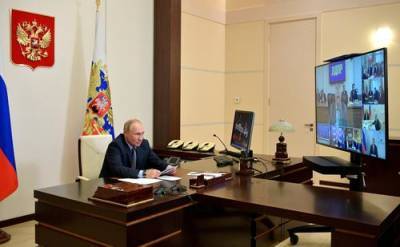 Владимир Путин - Дмитрий Медведев - Медведев: Россия рано или поздно перейдет на онлайн-голосование - argumenti.ru - Россия